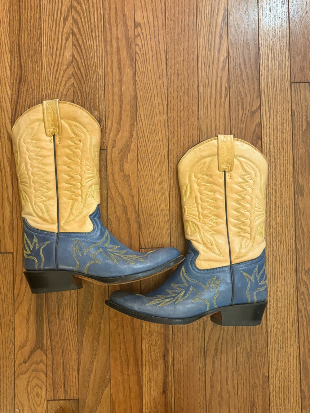 Rancho Leather Vintage Two-Tone Western Cowboy Boots in Tan & Blue